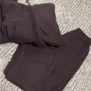 Aritzia Dark Brown sweatsuit